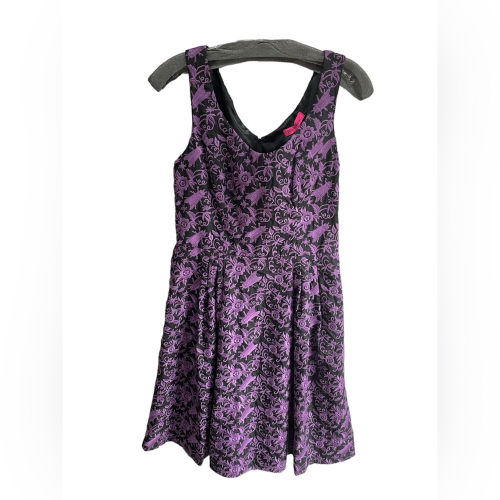 Betsey Johnson Black with Purple Embroidered Sleeveless‎ dress